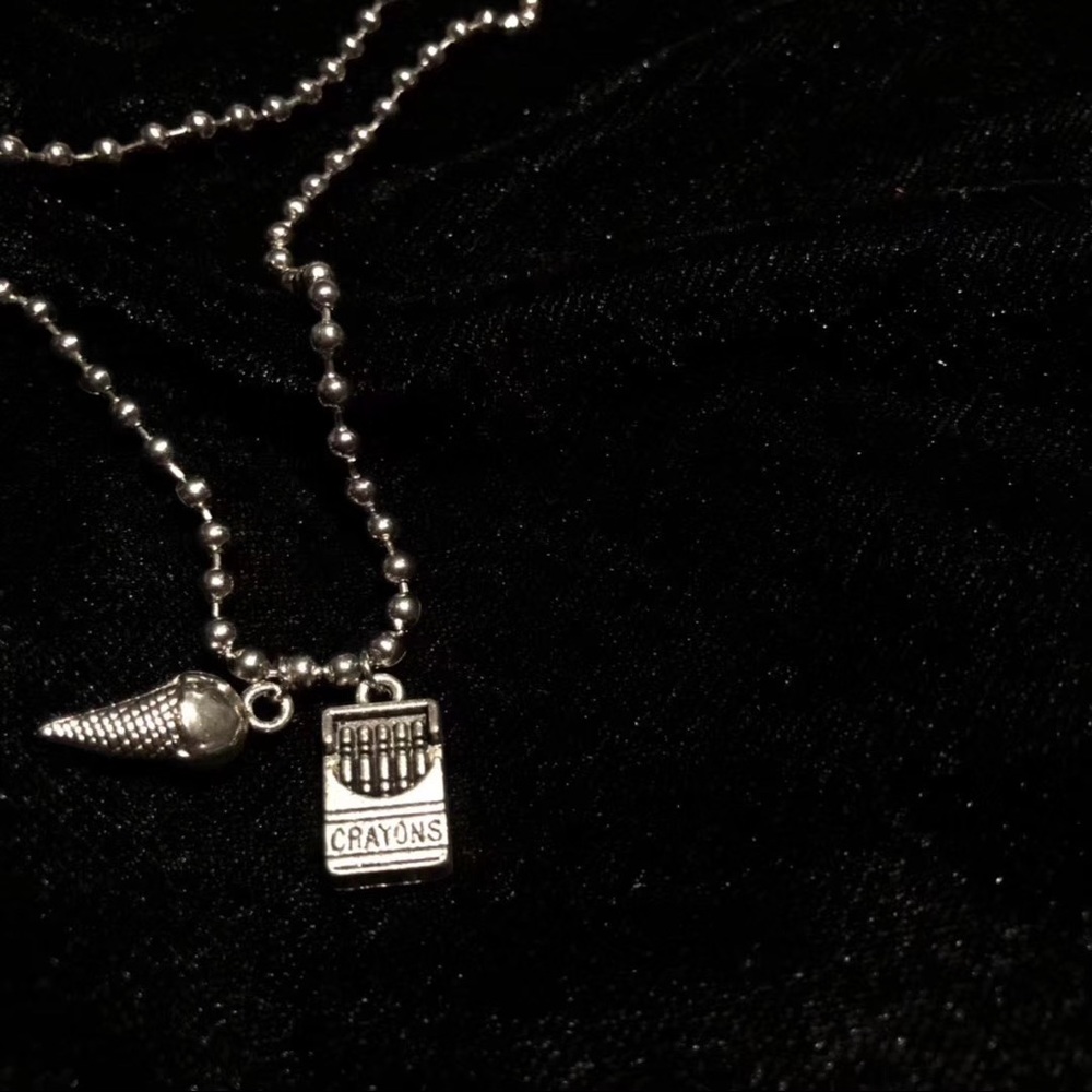 Icecream crayon necklace